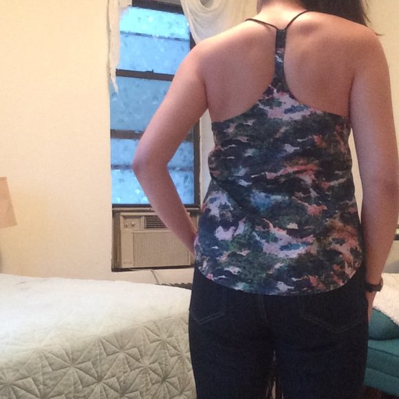 H&M Racerback top - Picture 2 of 3